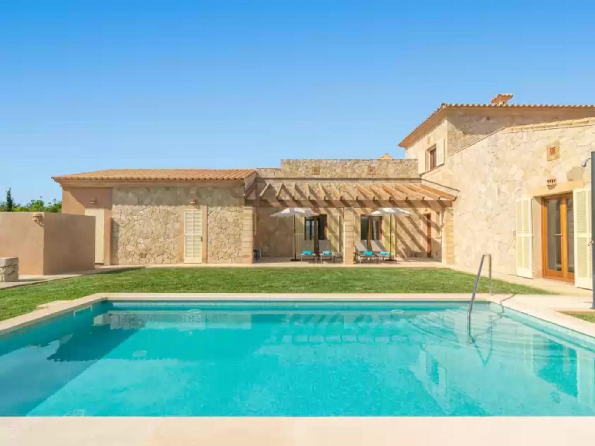 Spectacular With Private Pool Villa *